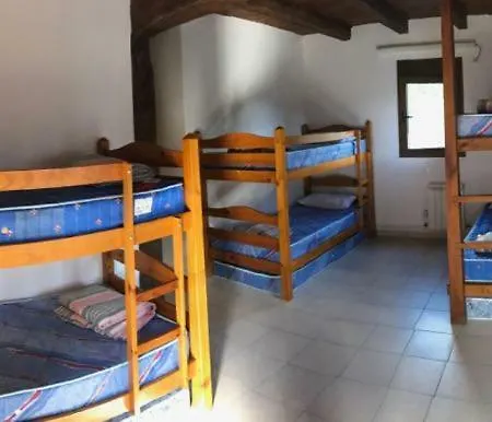 Hostal De *