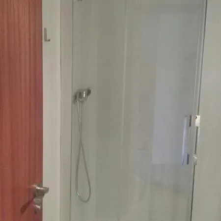 De
